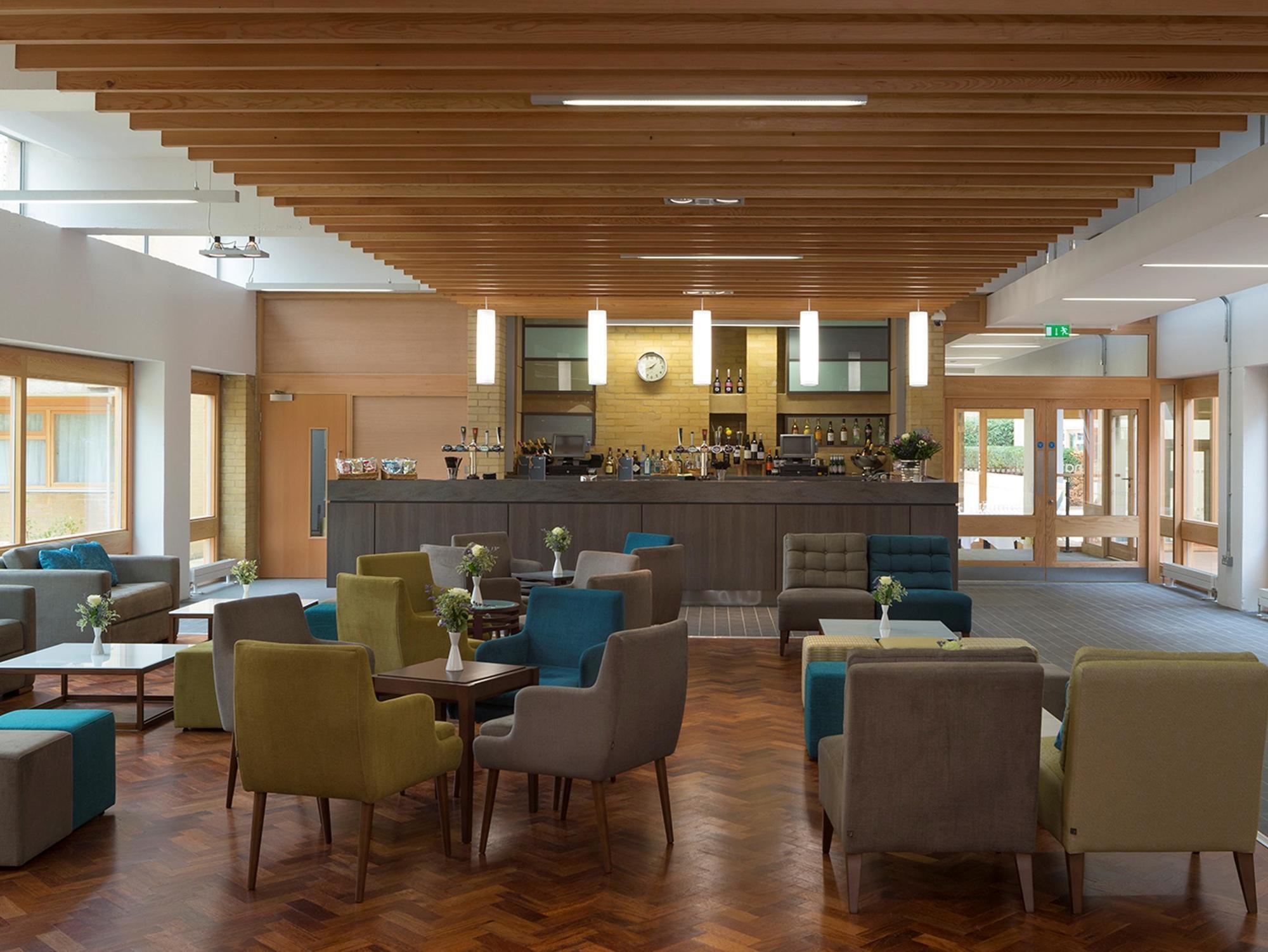 College Court Hotel Leicester Exterior photo